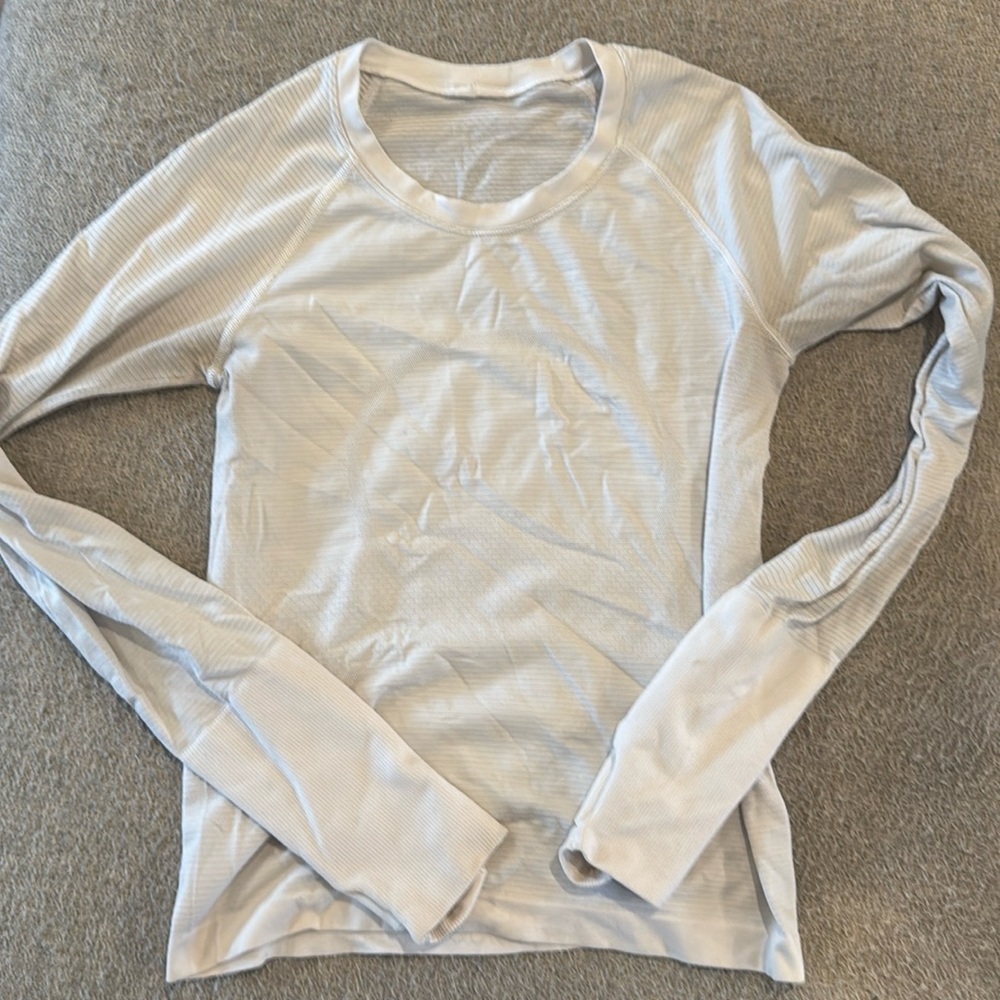 Lululemon long sleeve swiftly shirt